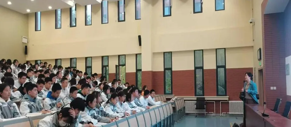 1733715629394010930.png 1733715629394010930.png